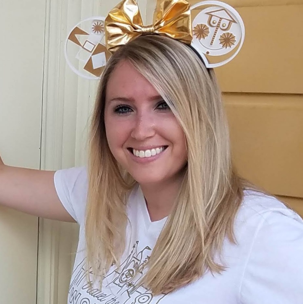 Meet your Posher, Hayley